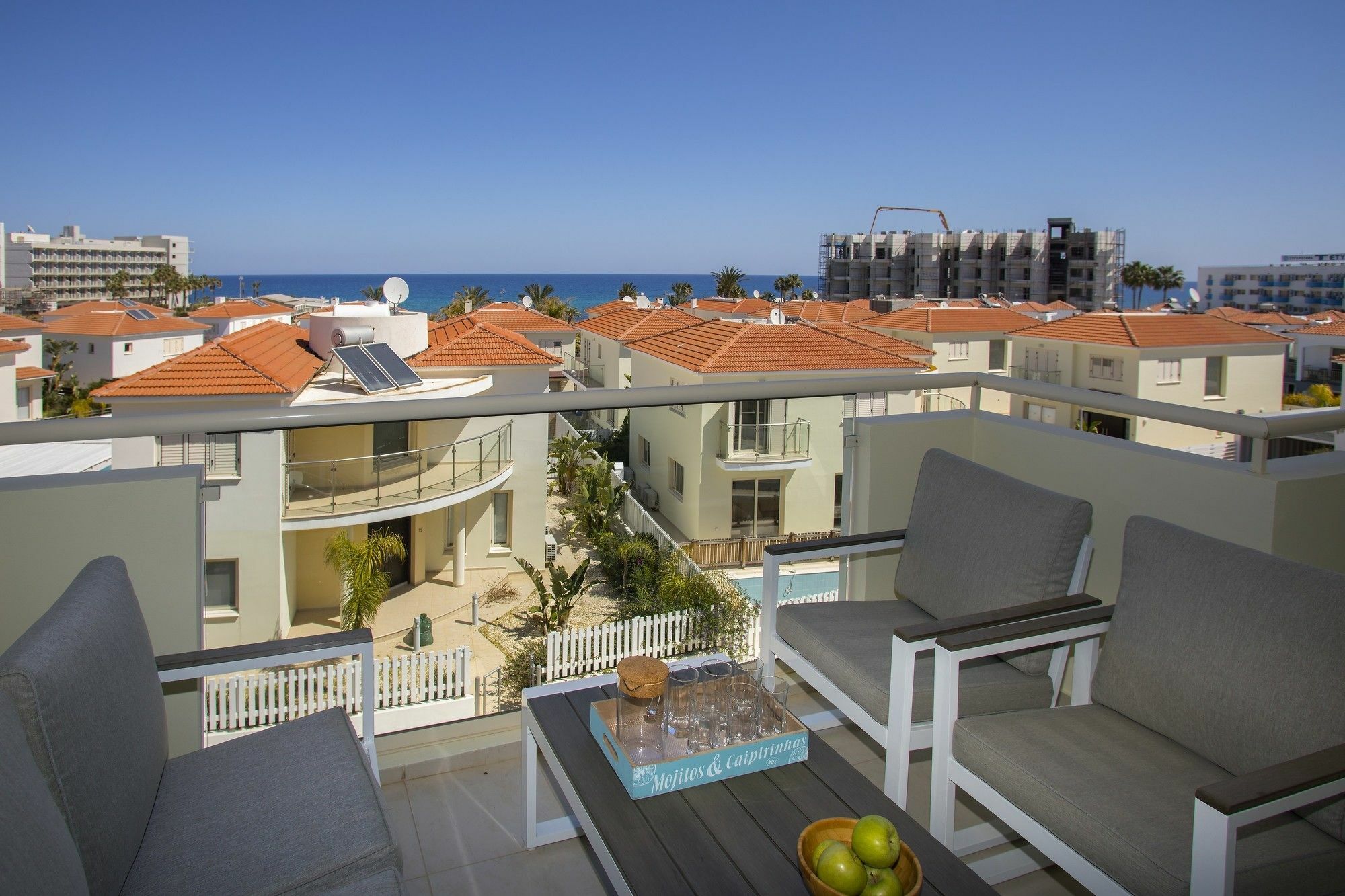Marianna Suite Pernera 外观 照片