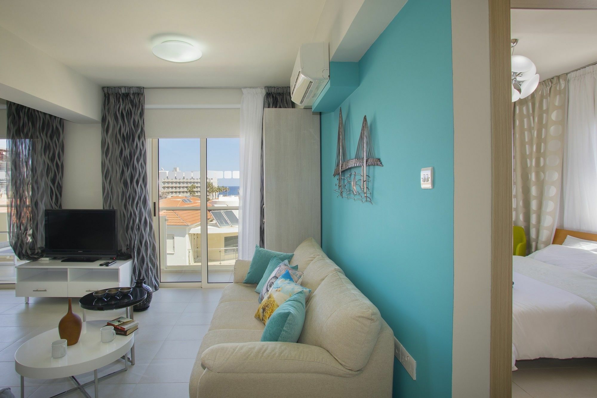 Marianna Suite Pernera 外观 照片